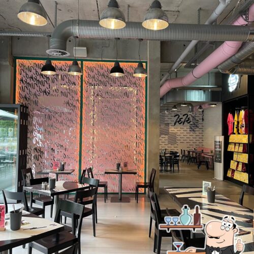 HOT Restaurant Café – Berlin - Photo 1