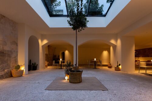 Hotel Avenida - Photo 1