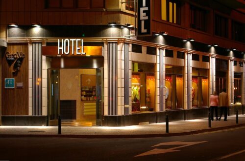 Hotel Gran Vía - Photo 1