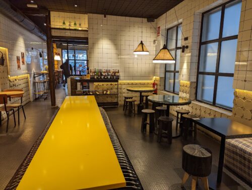 La Prensa Burgers and Beers – Malasaña - Photo 1
