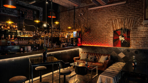 Lynch – •Kitchen •Cocktails •Vibes - Photo 1