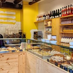 Pastisseria López - Photo 1