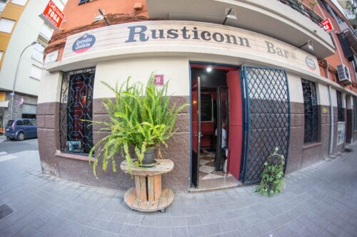 Rusticonn Bar - Photo 1