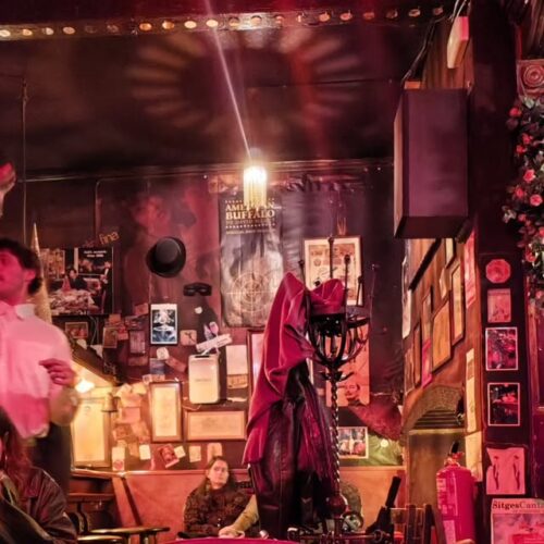 Seven Under bar - Photo 1