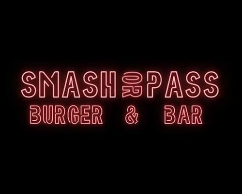 SMASH OR PASS – BURGER & BAR - Photo 1