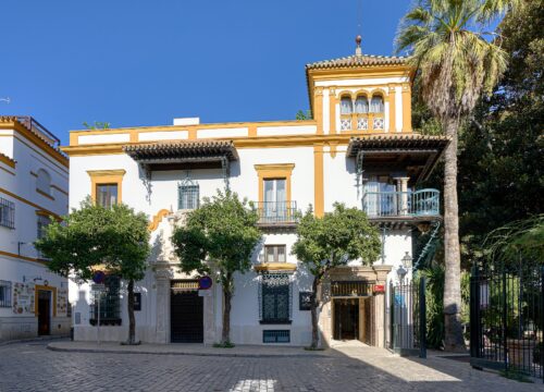 Suites Murillo Plaza Sta. Cruz - Photo 1