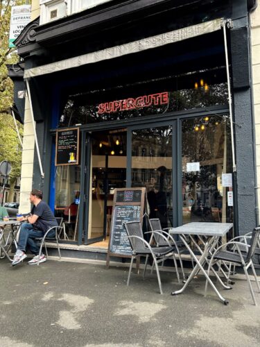 Supercute : Bar & Restaurant - Photo 1