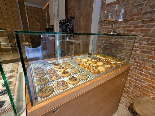 The Patissier - Photo 1
