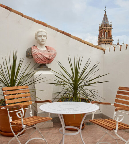 Triana House - Photo 1