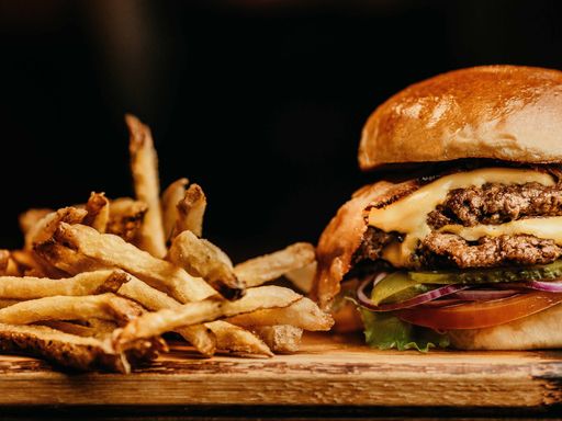 Alpen Burger - Photo 1