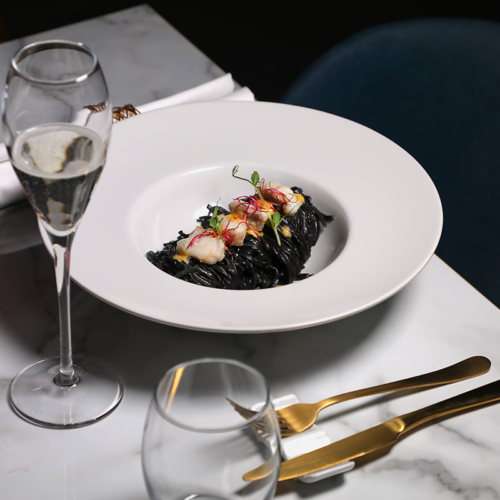 Aquarium Restaurant - Photo 1