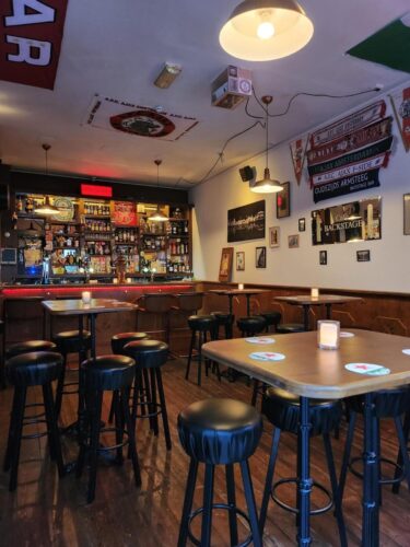 Backstage Bar - Photo 1