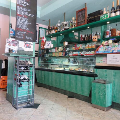 Bar Caracas - Photo 1