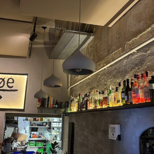 Bar Nøė - Photo 1