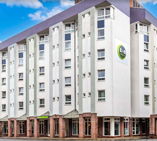 B&B Hotel Bremen-Altstadt - Photo 1