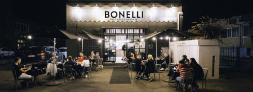 Bonelli Burgers - Photo 1