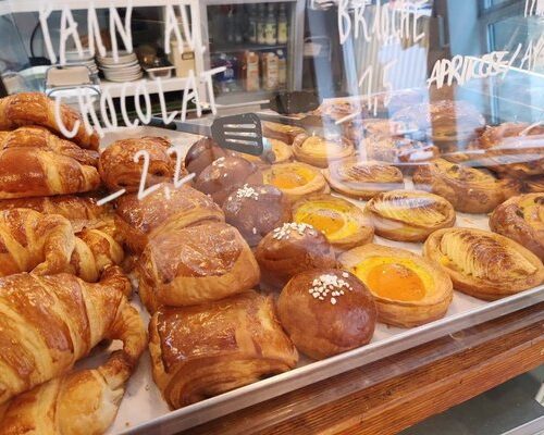 Café Moustache - Photo 1