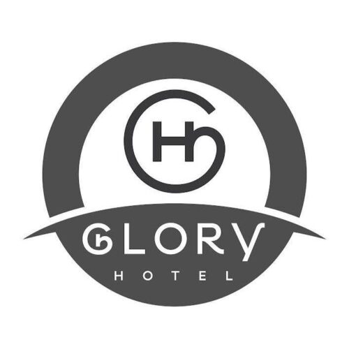 Glory - Photo 1