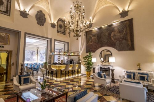 Golden Tower Hotel & Spa - Photo 1