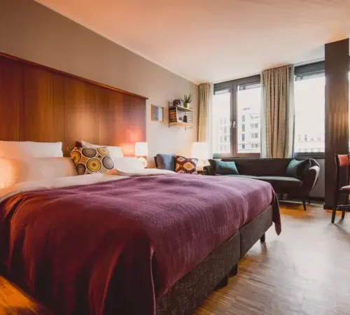 HENRI Hotel Düsseldorf - Photo 1