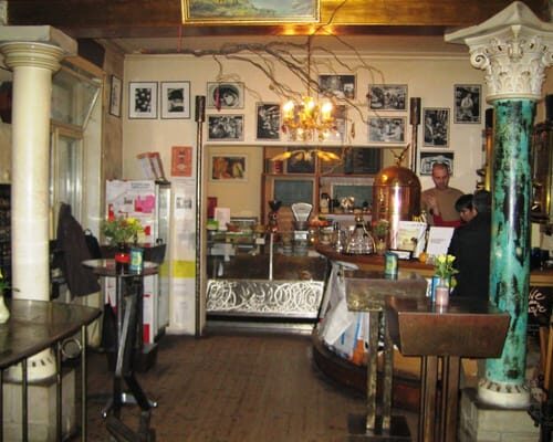 Herbert’z Espresso Bar - Photo 1