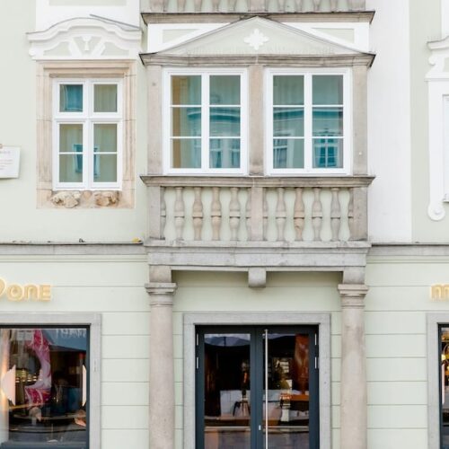 Hotel Motel One Linz-Hauptplatz - Photo 1