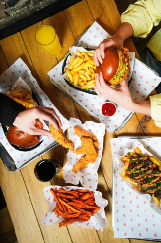 Kiki’s Burgers - Photo 1