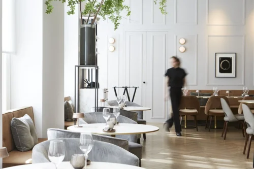 LOF Restaurant - Photo 1
