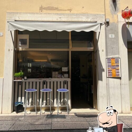 MADA cafe - Photo 1