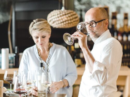 magazin: Bistro . Vinothek . Shop - Photo 1