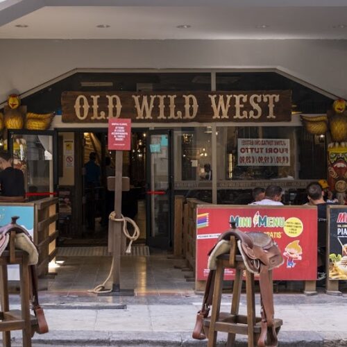 Old Wild West – Palermo via Vittorio Emanuele - Photo 1