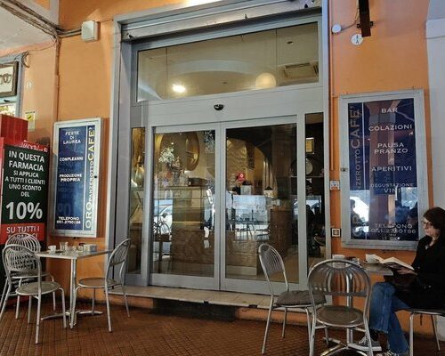 Oro Panzerotto Cafe - Photo 1