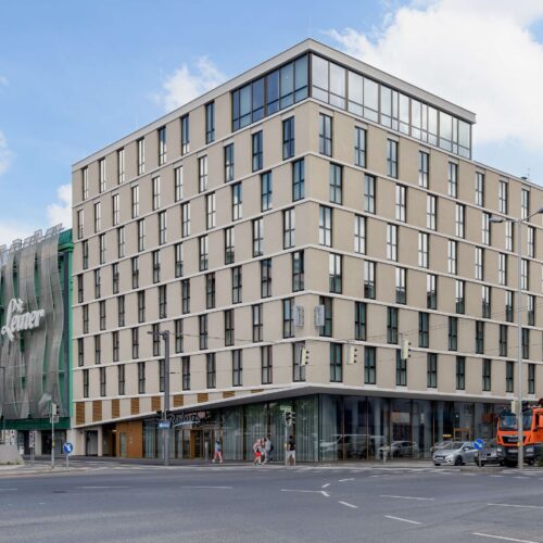 Radisson Hotel Graz - Photo 1