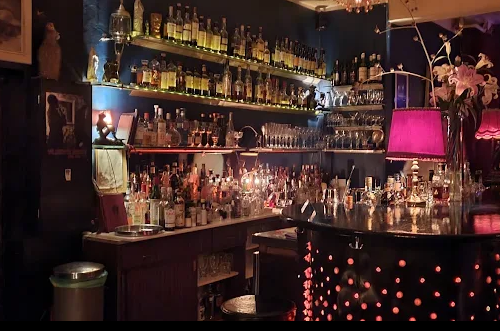 Rote Bar - Photo 1