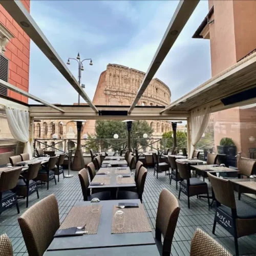 RoYaL Art Cafè - Photo 1