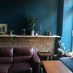 Secondhand & Cafe Gold - Photo 1