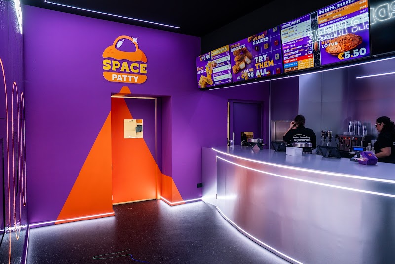 Space Patty Burger - Photo 1