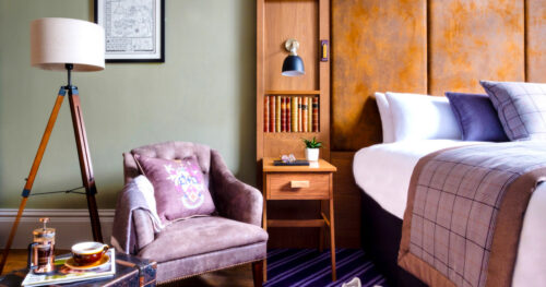 The Gold Bar - Photo 1