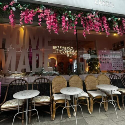 We Eat Fine Cafe - Photo 1