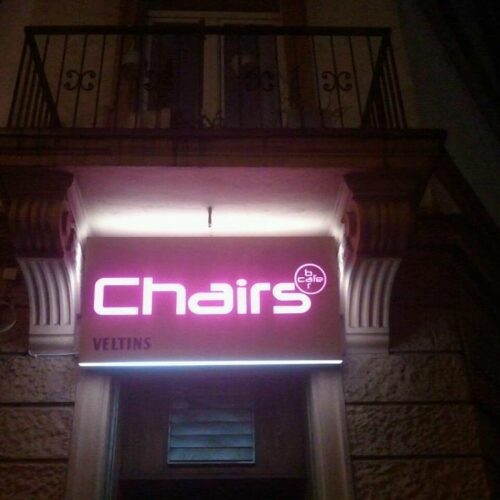 Chairs - Photo 1