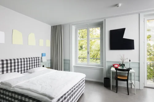 Helvetia - Photo 1