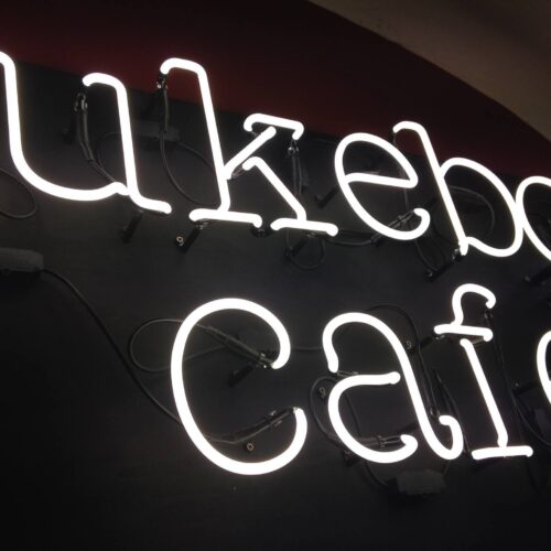Jukebox Café - Photo 1