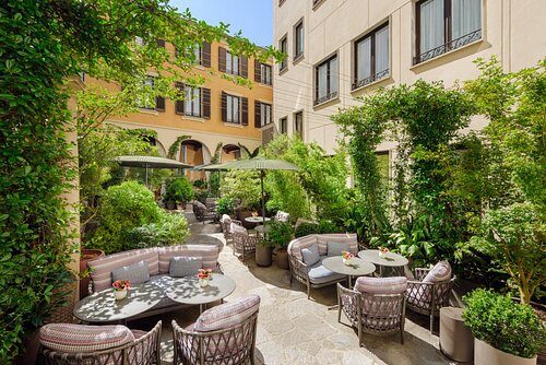 Mandarin Garden - Photo 1